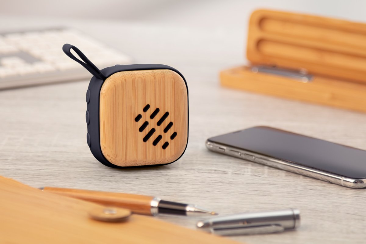 lombo-glosnik-bluetooth-v10-6 Lombo - głośnik bluetooth
