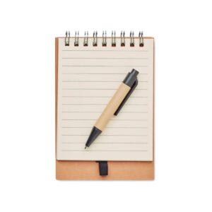 Notes z długopisem oraz koloro