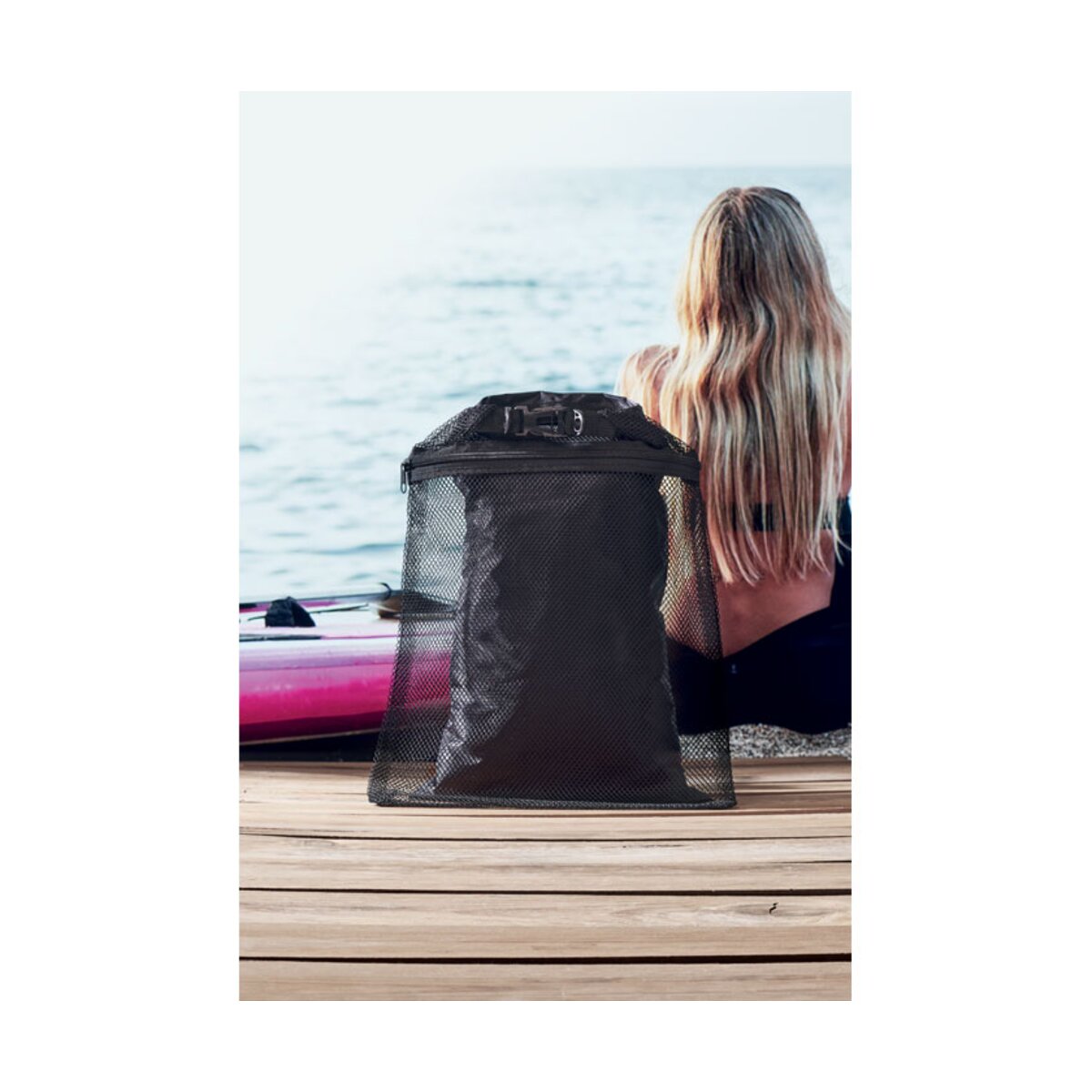 wodoodporna-torba-6l-z-paskiem-scuba-mesh-MO6370-03-5 Wodoodporna torba 6L z paskiem