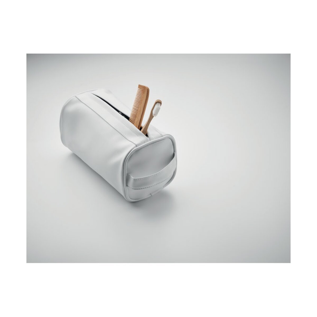 zamykana-kosmetyczka-z-pu-bai-cosmetic-MO2232-06-7 Zamykana kosmetyczka z PU