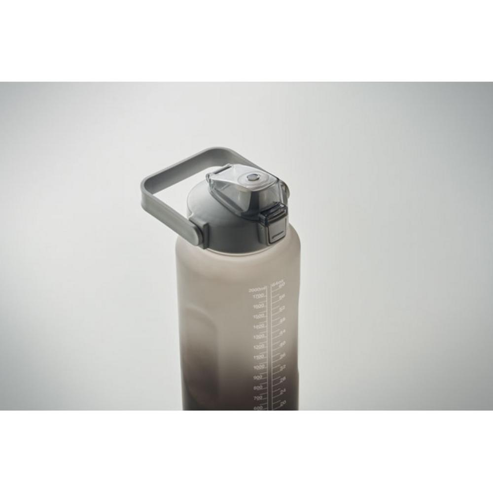 Butelki z logo – butelka na wodę rpet 2000ml activate max mo2791-03-ambiant Butelka na wodę RPET 2000ml ACTIVATE MAX mo2791-03-ambiant