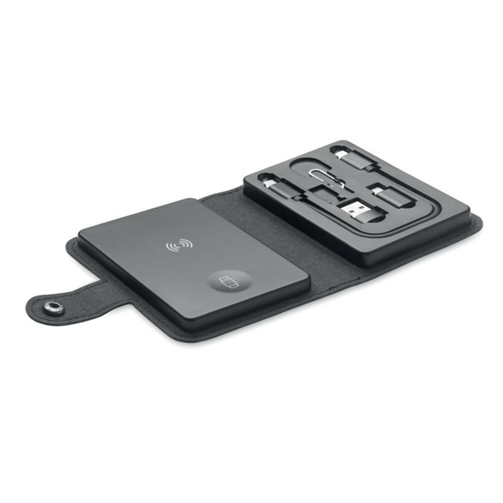 Kable usb z logo – zestaw złączy kablowych 4 w 1 1 cawatt mo2530-03 Zestaw złączy kablowych 4 w 1 1 CAWATT mo2530-03