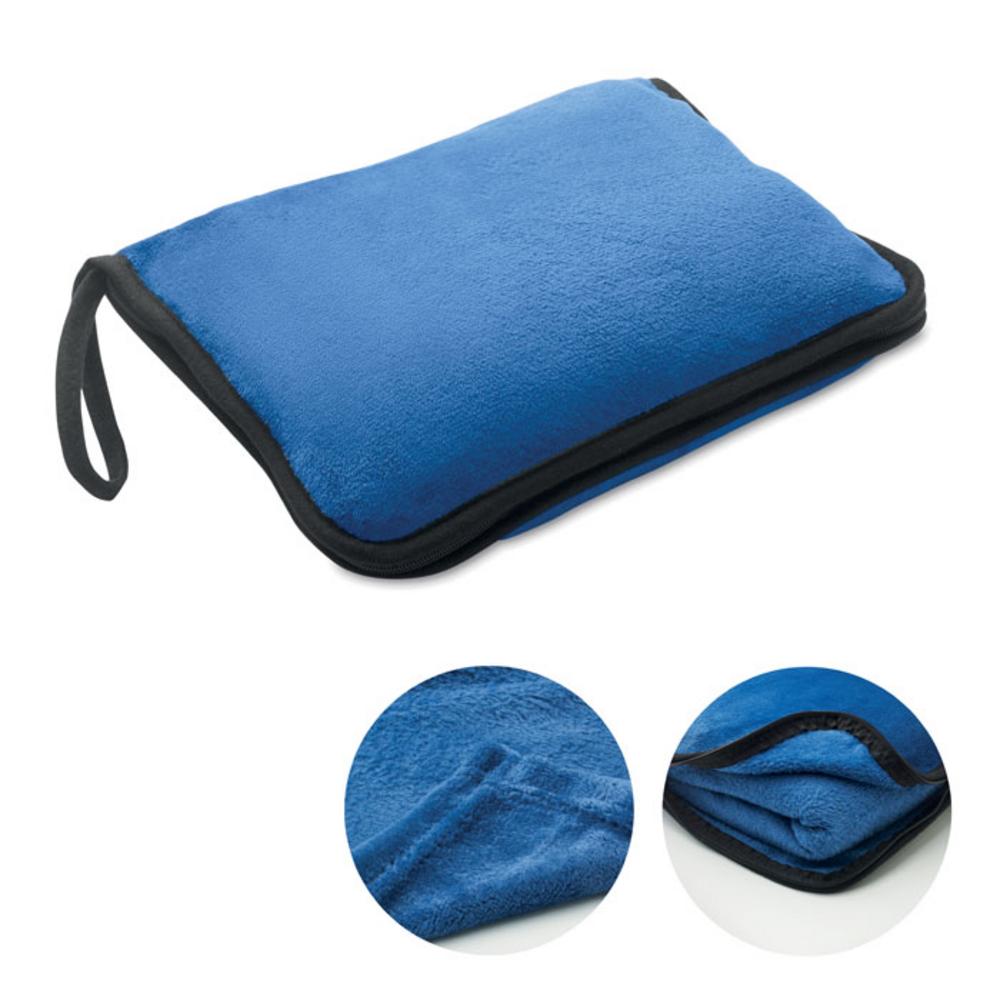 Koc prodróżny z poduszką 2 w 1 COZY – niebieski mo2568-04 Koc prodróżny z poduszką 2 w 1 COZY - niebieski
