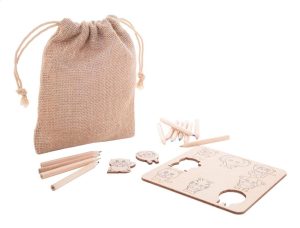 Matchmor gra polegająca na kolorowaniu i dopasowywaniu kształtów AP716804