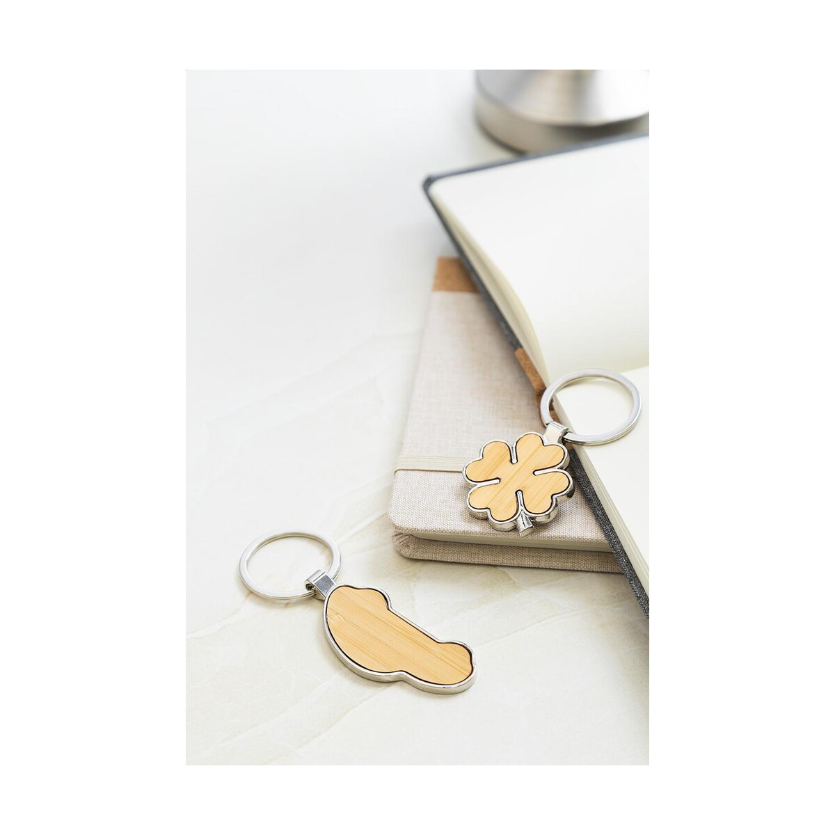 Breloki z żetonem z logo – clorby brelok AP808158__DG Clorby brelok AP808158__DG