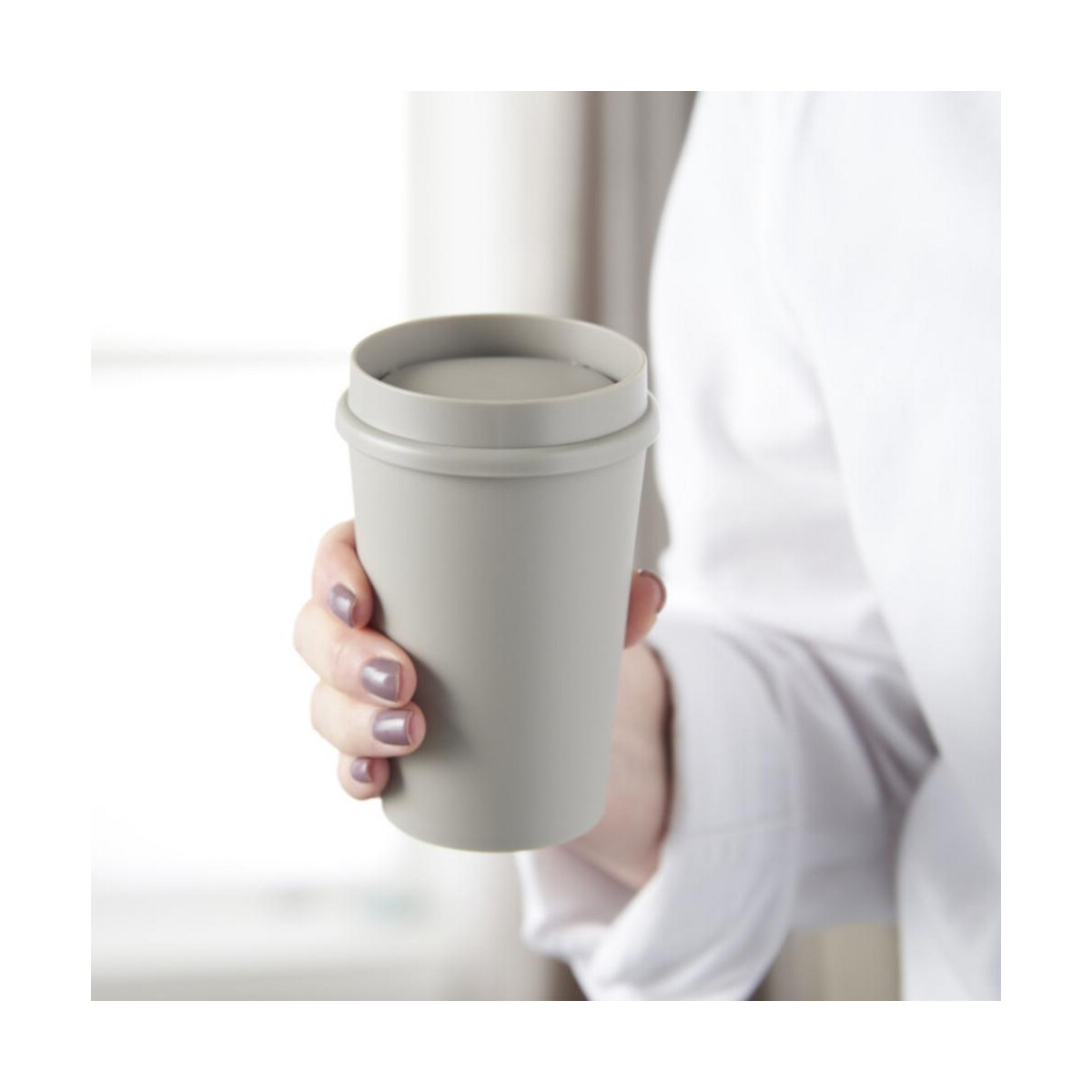 Kubki z logo – americano® switch renew kubek o pojemności 300 ml z pokrywką 360° 21028202_m1 Americano® Switch Renew kubek o pojemności 300 ml z pokrywką 360° 21028202_m1
