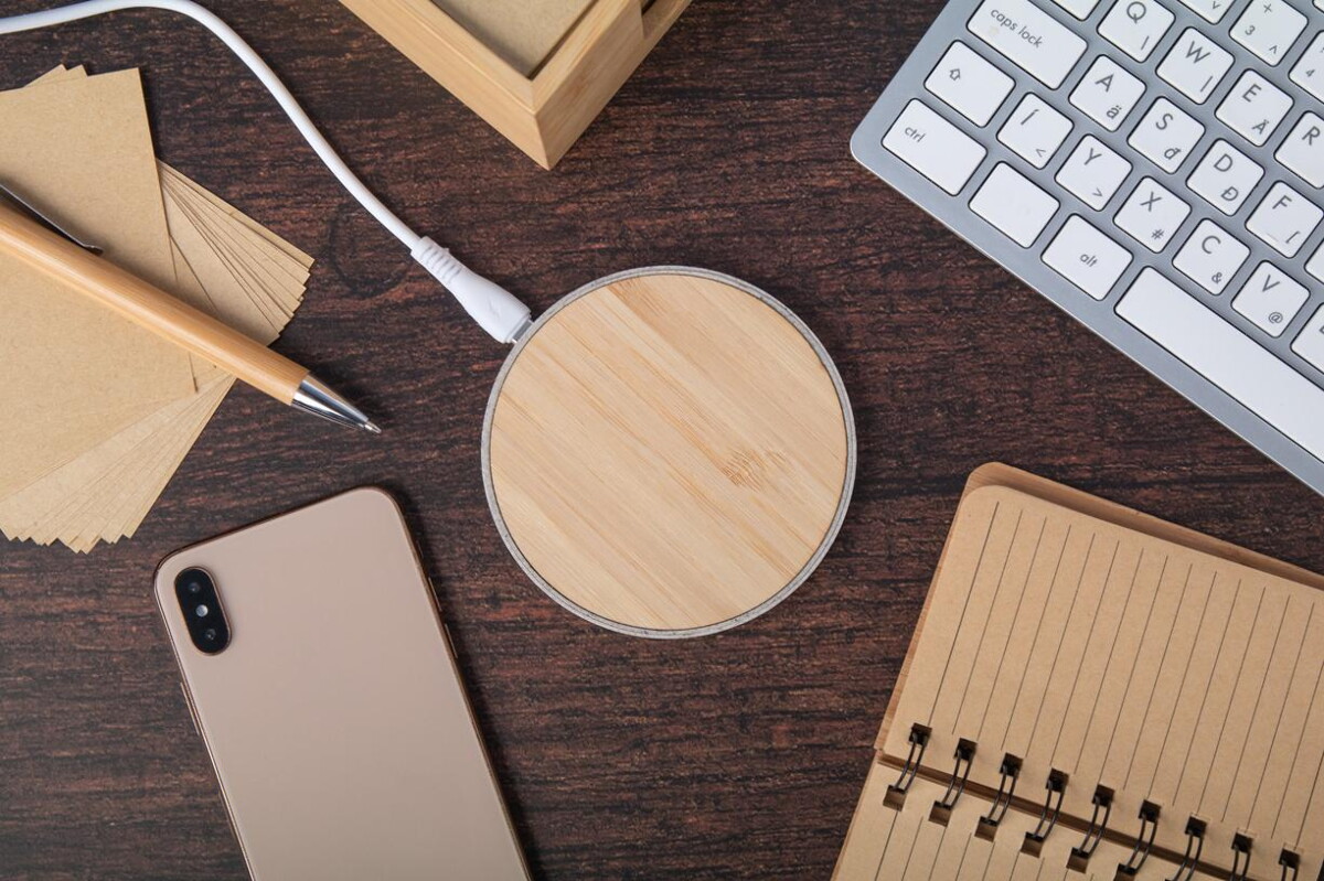 Ładowarki z logo – wheacharge ładowarka indukcyjna AP864020__DG2 WheaCharge ładowarka indukcyjna AP864020__DG2