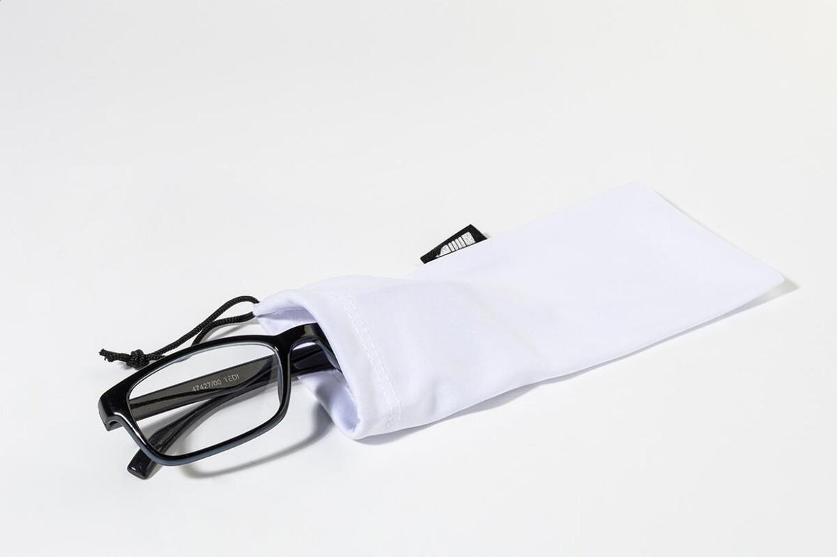 Okulary z logo – pousun etui na okulary przeciwsłoneczne rpet AP800644-01__DG1 Pousun Etui na okulary przeciwsłoneczne RPET AP800644-01__DG1