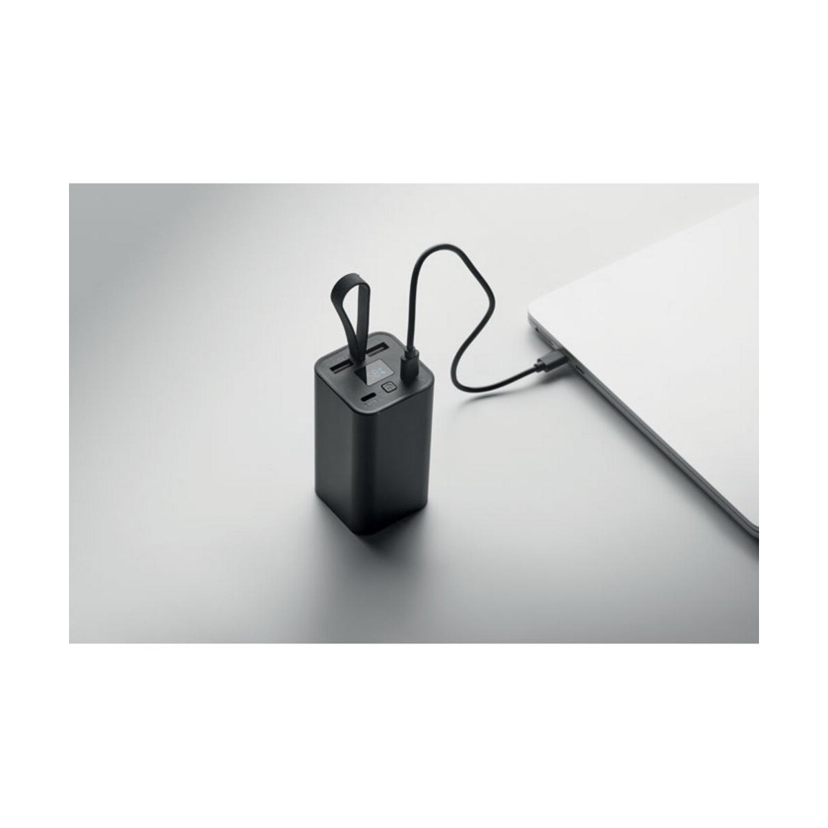 Powerbanki z logo – power bank 20.000 mah voima mo2943-03-side Power bank 20.000 mAh VOIMA mo2943-03-side