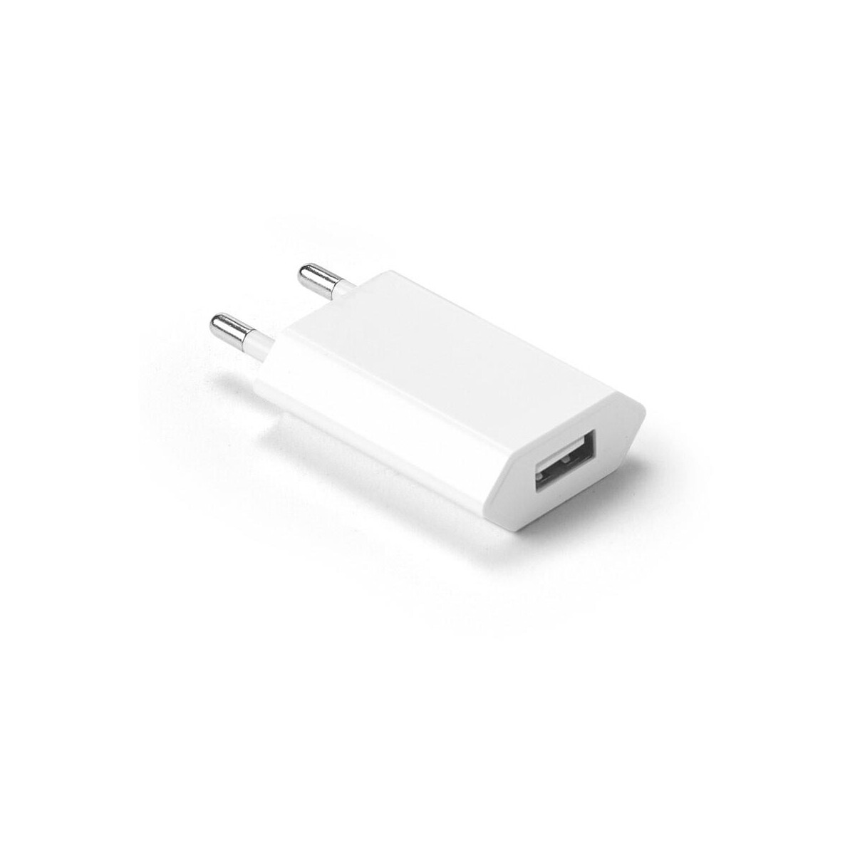 Powerbanki z logo – woese. zasilacz usb-a 5w z abs pochodzącego z recyklingu (100% rabs) 97361_set WOESE. Zasilacz USB-A 5W z ABS pochodzącego z recyklingu (100% rABS) 97361_set