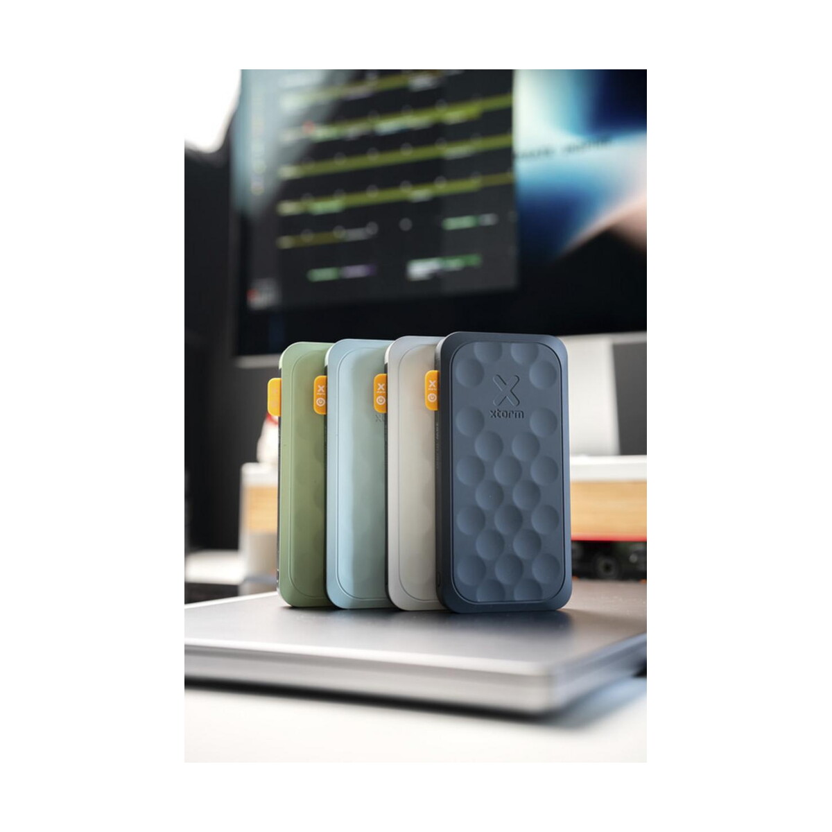 Powerbanki z logo – xtorm fs5451seria fuel powerbank o pojemności 45 000 mah i mocy 67 w 12440290_g1 Xtorm FS5451seria Fuel powerbank o pojemności 45 000 mAh i mocy 67 W 12440290_g1