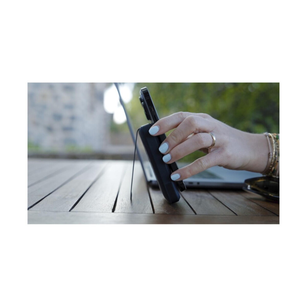 Powerbanki z logo – xtorm fs5w101 magnetyczny bezprzewodowy powerbank 10 000 mah 12441390_m2 Xtorm FS5W101 magnetyczny bezprzewodowy powerbank 10 000 mAh 12441390_m2