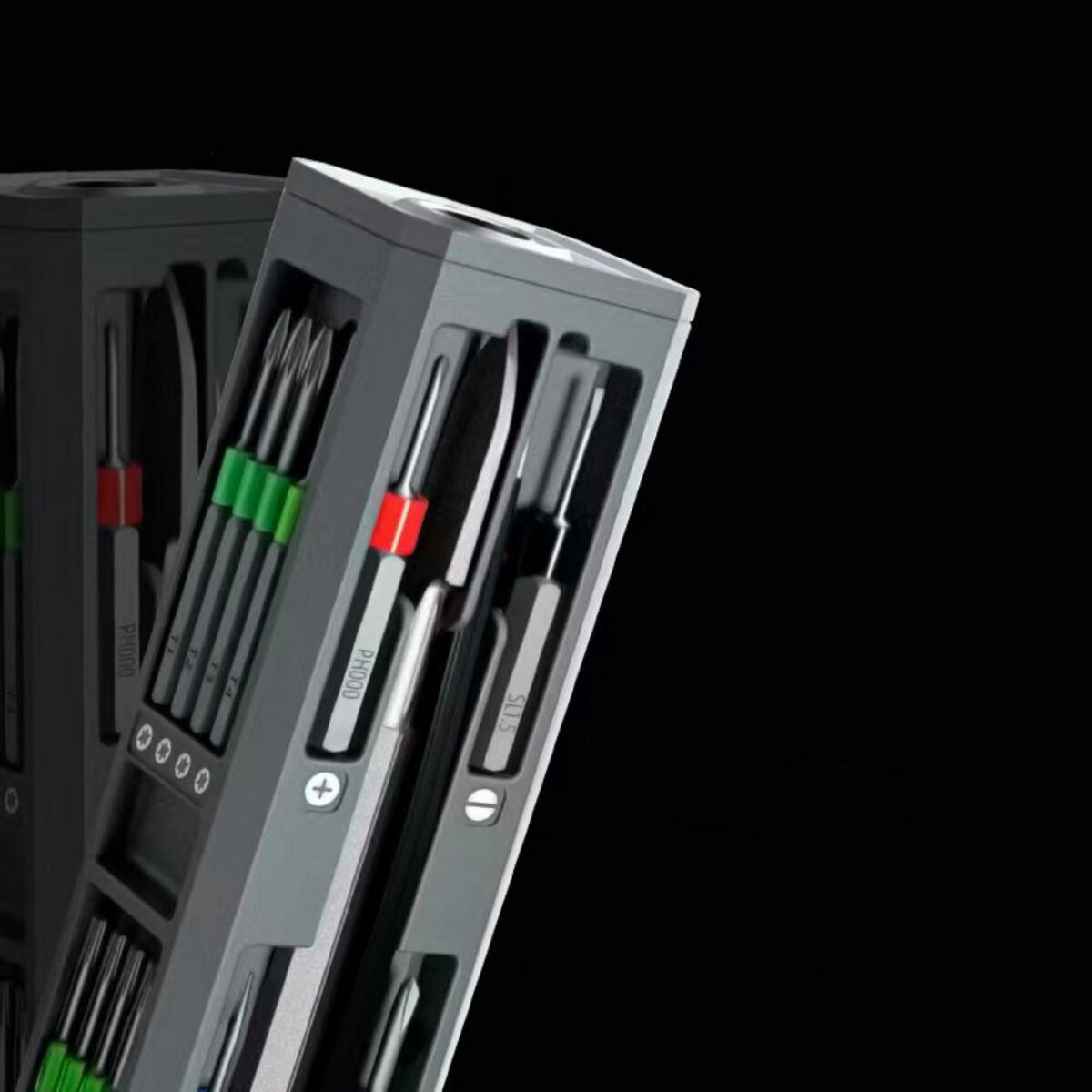 Zestawy narzędzi z logo – wkrętak i 30-częściowy zestaw naprawczy scx.design t20 w aluminiowej obudowie 2px17090_e1 Wkrętak i 30-częściowy zestaw naprawczy SCX.design T20 w aluminiowej obudowie 2px17090_e1