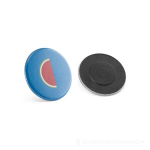 Button P'IN 5. Button P'IN 5. Okrągła przypinka z zapięciem magnetycznym - czarny – zdjęcia produktu