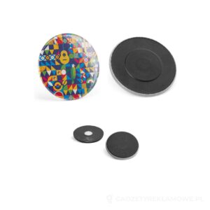 Button P'IN 10. Button P'IN 10. Okrągły magnes - czarny – zdjęcia produktu